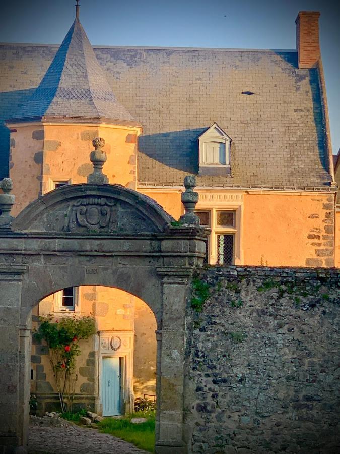 Cote Jardin Bed & Breakfast Sainte-Suzanne  Exterior photo